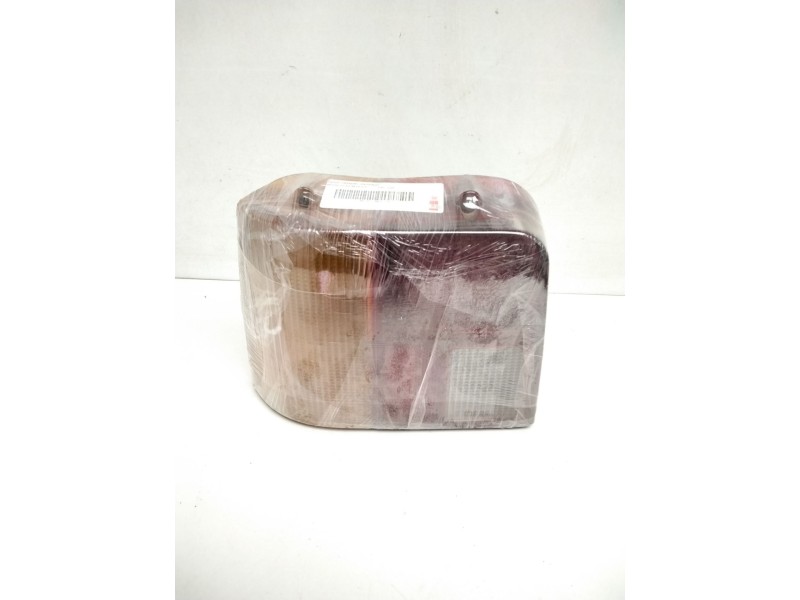 Recambio de piloto trasero izquierdo para peugeot 205 berlina referencia OEM IAM 17081511  