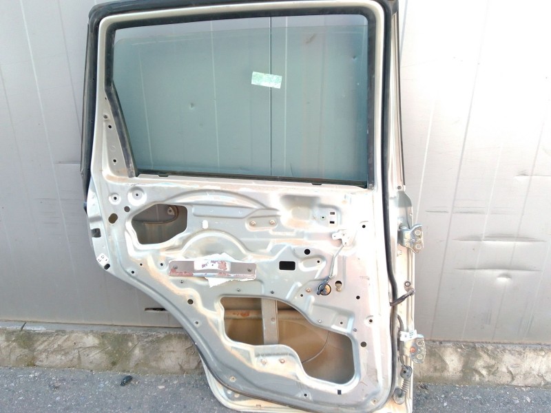 Recambio de puerta trasera izquierda para chevrolet aveo / kalos hatchback (t200) 1.4 16v referencia OEM IAM   