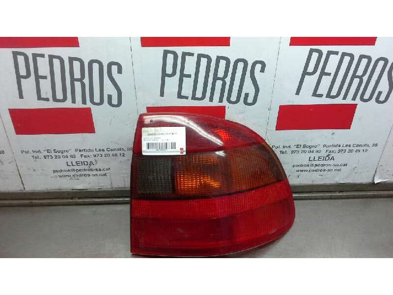 Recambio de piloto trasero derecho para opel astra f berlina referencia OEM IAM YORKA 45014 15K94OR 34931
