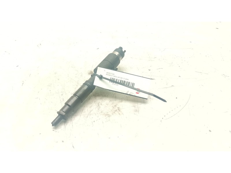 Recambio de inyector para renault midlum 240.12 referencia OEM IAM 025628611  