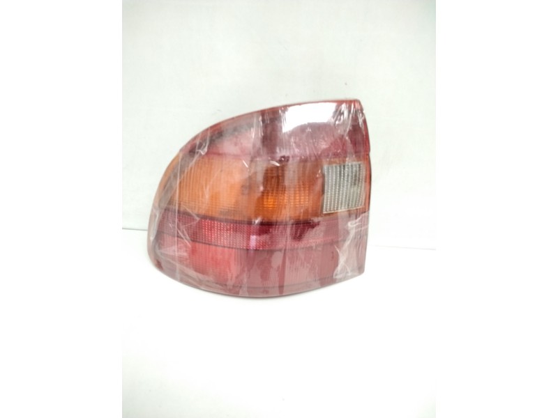 Recambio de piloto trasero izquierdo para opel astra f berlina gls referencia OEM IAM YORKA 45013 14040L 