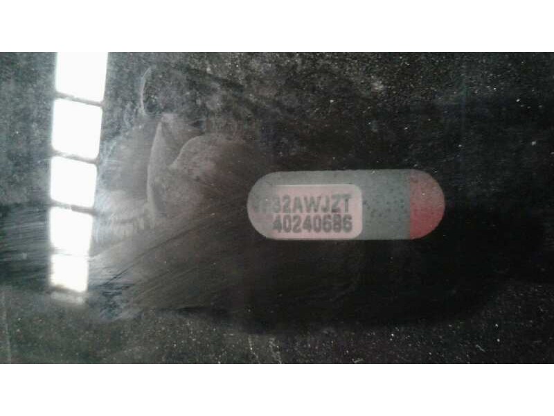 peugeot 206 berlina del año 1999