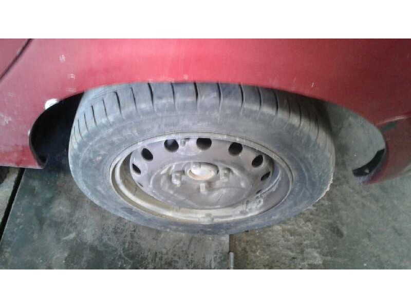 peugeot 206 berlina del año 1999