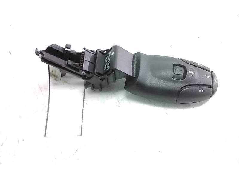 Recambio de mando multifuncion para peugeot 3008 confort referencia OEM IAM 96637233XT  