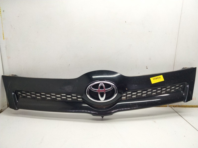 Recambio de rejilla delantera para toyota corolla verso (zer_, zze12_, r1_) 2.2 d-4d (aur10_) referencia OEM IAM   