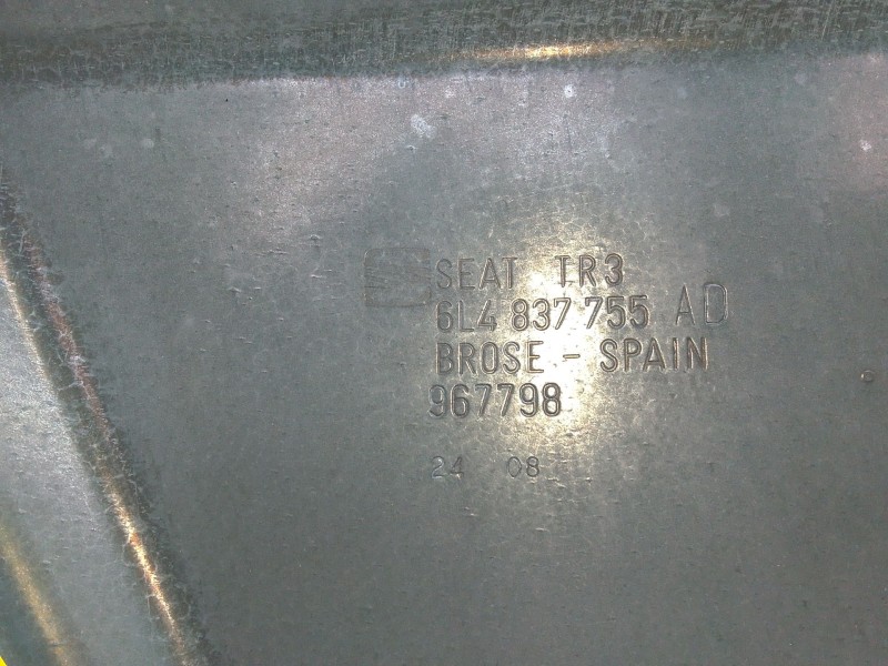 Recambio de elevalunas delantero izquierdo para seat ibiza iii (6l1) 1.4 tdi referencia OEM IAM 6L4837755AD  