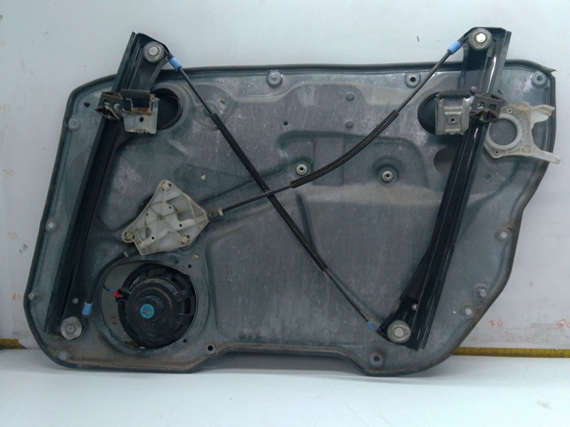 Recambio de elevalunas delantero izquierdo para seat ibiza iii (6l1) 1.4 tdi referencia OEM IAM 6L4837755AD  