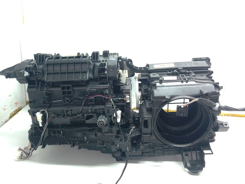 Recambio de calefaccion entera normal para toyota c-hr (_x1_) 1.8 hybrid (zyx10_, zyx11_) referencia OEM IAM 87010F4080  