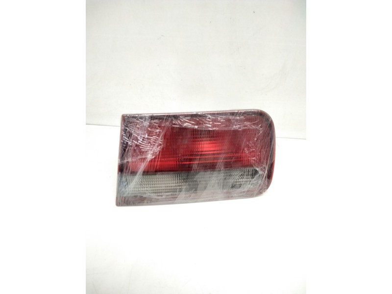 Recambio de piloto trasero derecho para honda accord aerodeck (ce) referencia OEM IAM 236208  38182