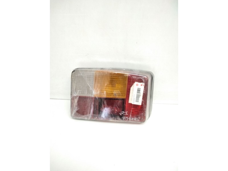 Recambio de piloto trasero izquierdo para lada 110 (2110) 1.5 referencia OEM IAM 21043716041  9572