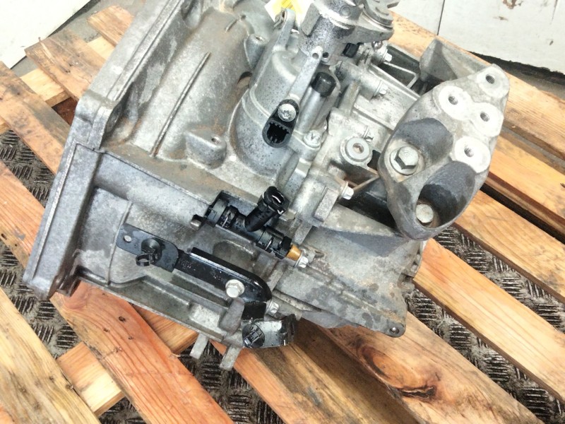 Recambio de caja cambios para opel zafira tourer c (p12) 1.6 cdti (75) referencia OEM IAM 55569878  
