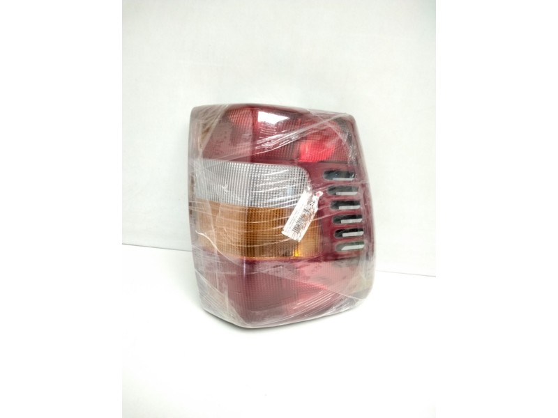 Recambio de piloto trasero izquierdo para jeep grand cherokee ii (wj, wg) 3.1 td 4x4 referencia OEM IAM 391102A  