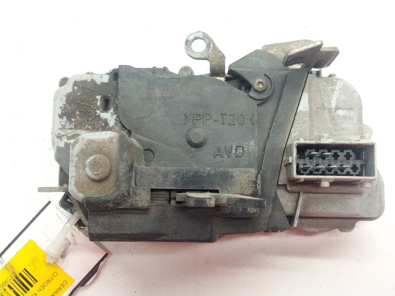 Recambio de cerradura puerta delantera derecha para citroën xsara (n1) 1.6 i referencia OEM IAM   