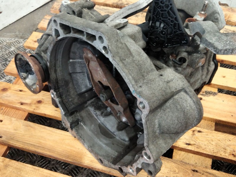 Recambio de caja cambios para volkswagen passat b6 (3c2) 1.9 tdi referencia OEM IAM KBL  