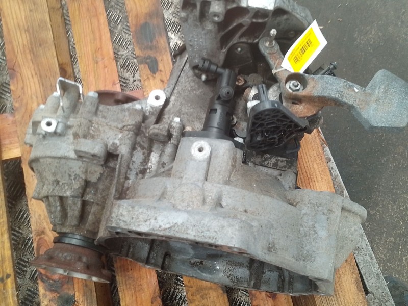 Recambio de caja cambios para volkswagen passat b6 (3c2) 1.9 tdi referencia OEM IAM JCS  