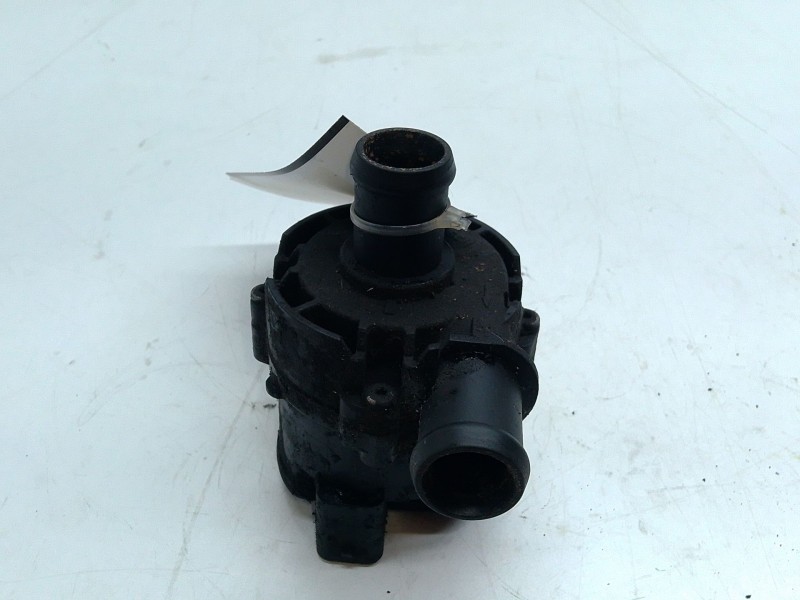 Recambio de bomba agua electrica para skoda rapid spaceback (nh1) 1.2 tsi referencia OEM IAM 5G0965561  