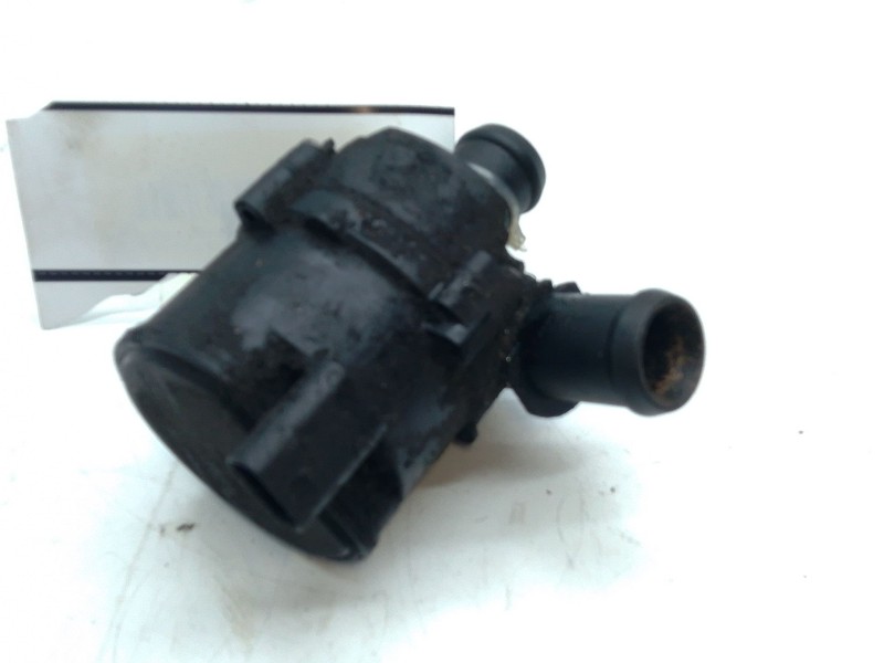 Recambio de bomba agua electrica para skoda rapid spaceback (nh1) 1.2 tsi referencia OEM IAM 5G0965561  