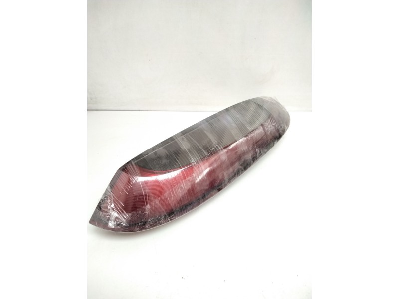 Recambio de piloto trasero izquierdo para opel corsa c 1.2 16v cat (z 12 xe / lw4) referencia OEM IAM 09114336 89302171 