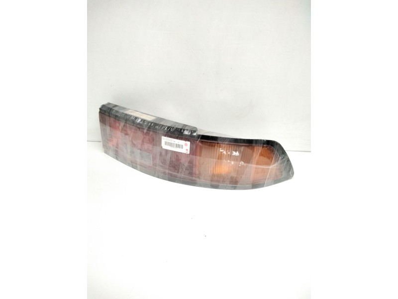 Recambio de piloto trasero derecho para mazda 323 berlina (bg) 1.6 cat referencia OEM IAM 0431321R  38701