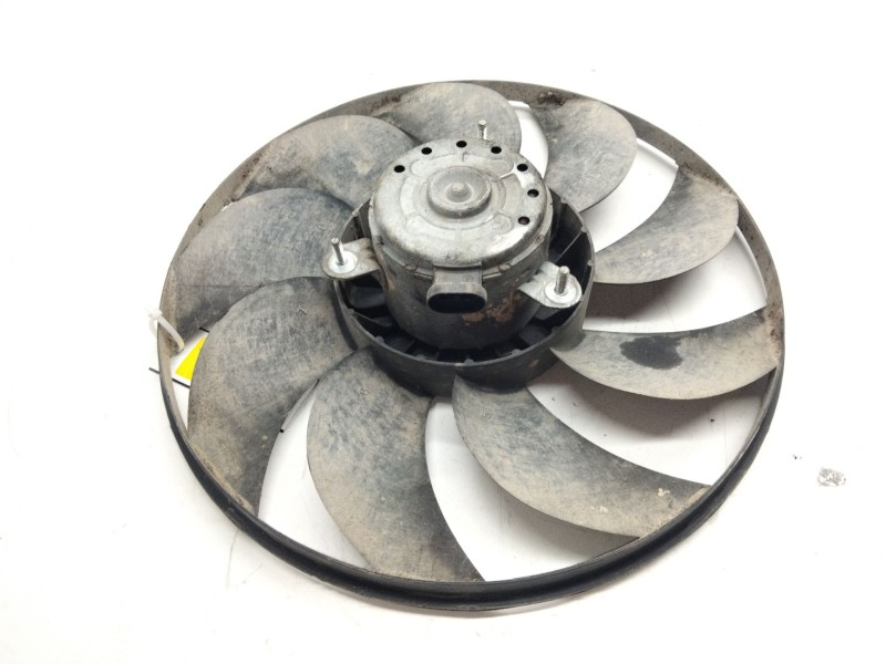 Recambio de electroventilador para nissan interstar furgoneta (x70) dci 100 referencia OEM IAM   