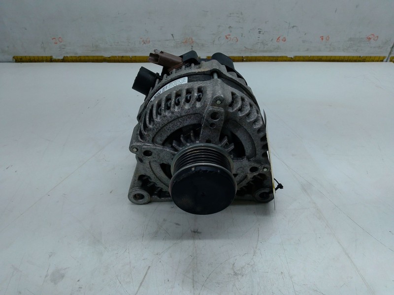 Recambio de alternador para peugeot referencia OEM IAM   