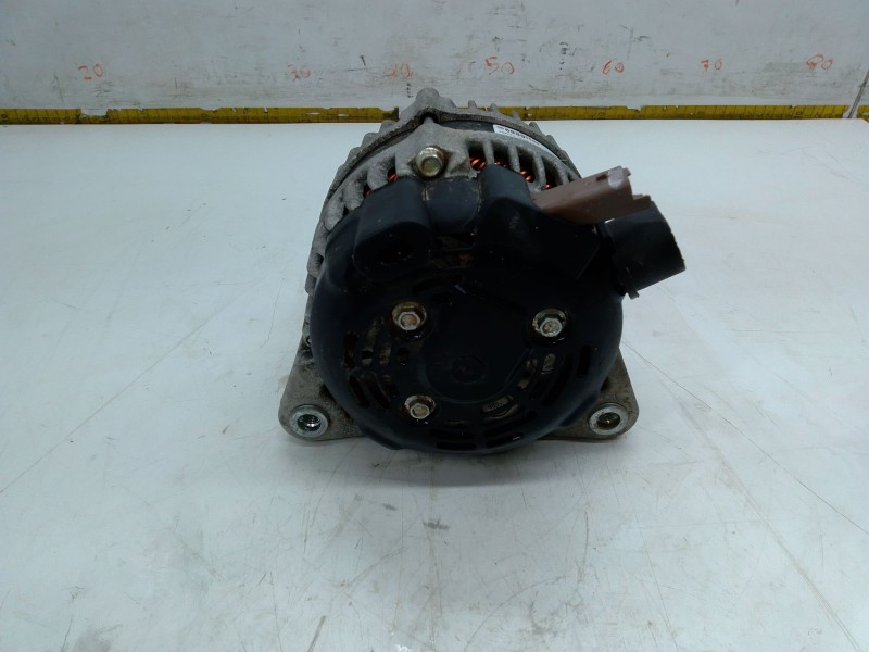Recambio de alternador para peugeot referencia OEM IAM   