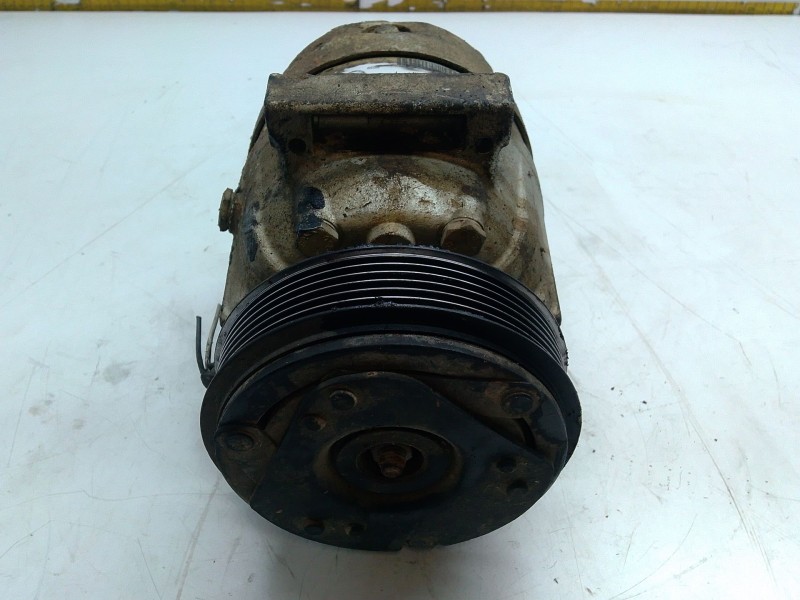 Recambio de compresor aire acondicionado para nissan interstar furgoneta (x70) dci 100 referencia OEM IAM 699643  