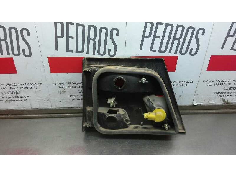 Recambio de piloto trasero derecho para peugeot 806 1.9 turbodiesel referencia OEM IAM 45102D  124889