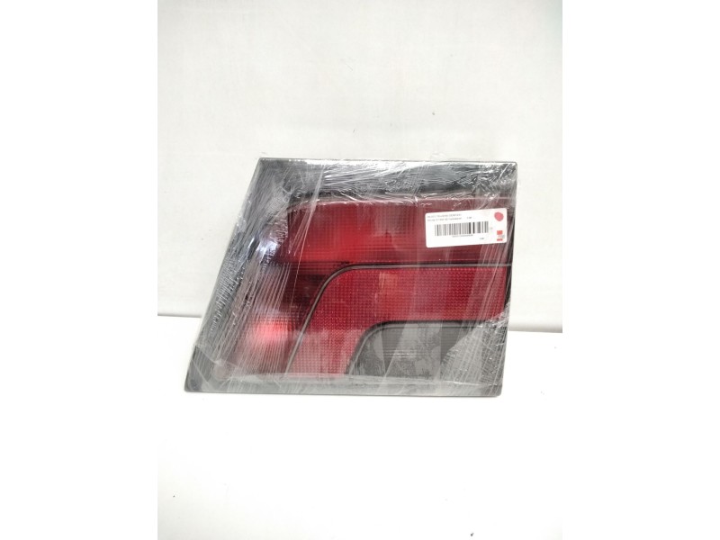 Recambio de piloto trasero derecho para peugeot 806 1.9 turbodiesel referencia OEM IAM 45102D  124889