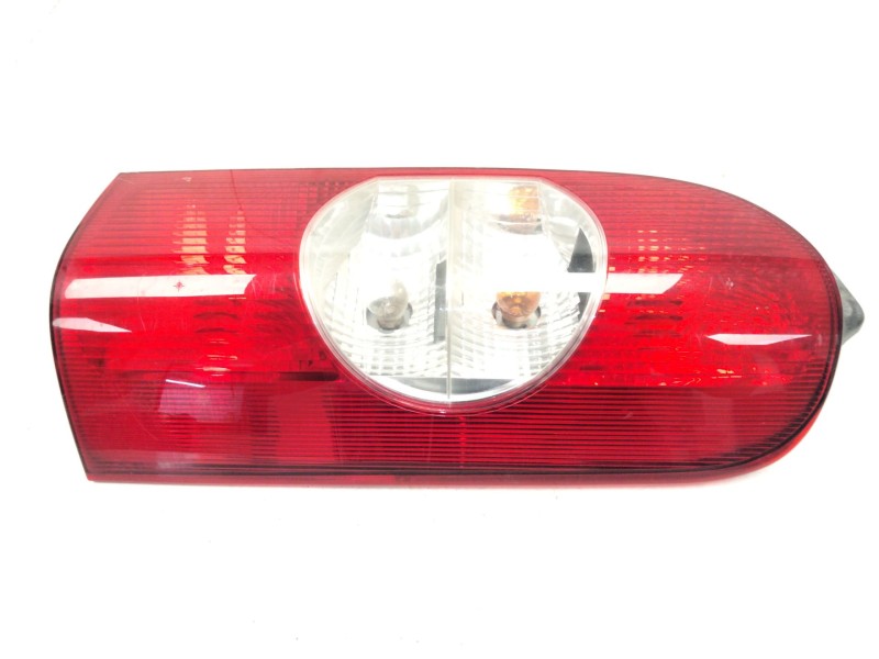 Recambio de piloto trasero derecho para nissan interstar furgoneta (x70) dci 100 referencia OEM IAM   