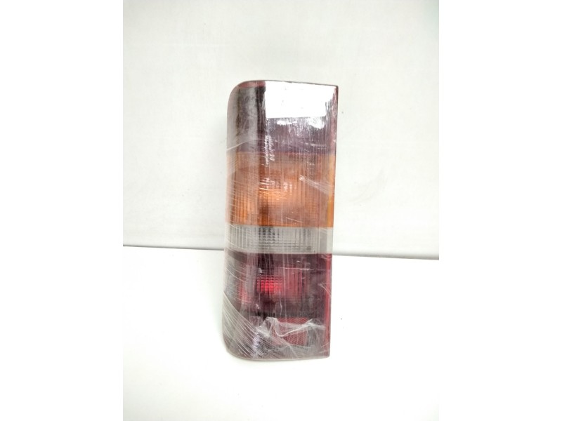 Recambio de piloto trasero izquierdo para ford fiesta courier furg. referencia OEM IAM 90VB13405AB  
