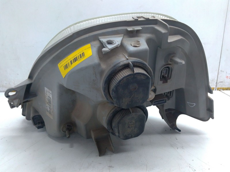 Recambio de faro derecho para nissan interstar furgoneta (x70) dci 100 referencia OEM IAM 8200163518E  