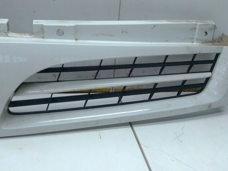 Recambio de rejilla delantera para nissan interstar furgoneta (x70) dci 100 referencia OEM IAM   