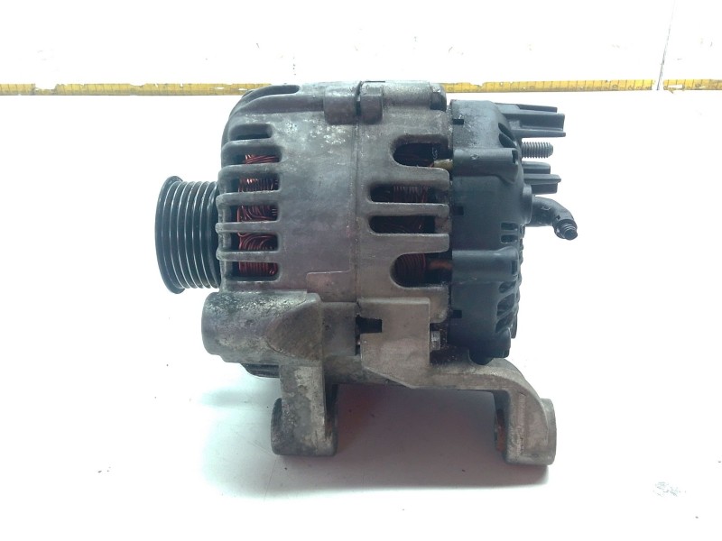 Recambio de alternador para bmw referencia OEM IAM   