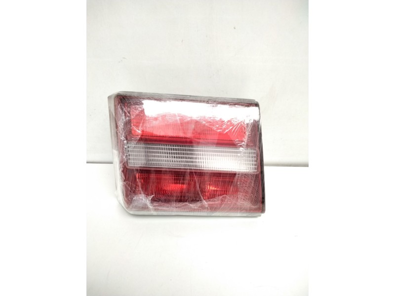 Recambio de piloto trasero izquierdo para lancia kappa berlina 2.4 20v cat referencia OEM IAM 7780141 29300102 107815