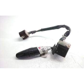 Recambio de mando limpia para ssangyong musso 2.9 turbodiesel cat referencia OEM IAM 662L  124720