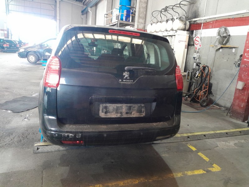 peugeot 5008 (0u_, 0e_) del año 2015
