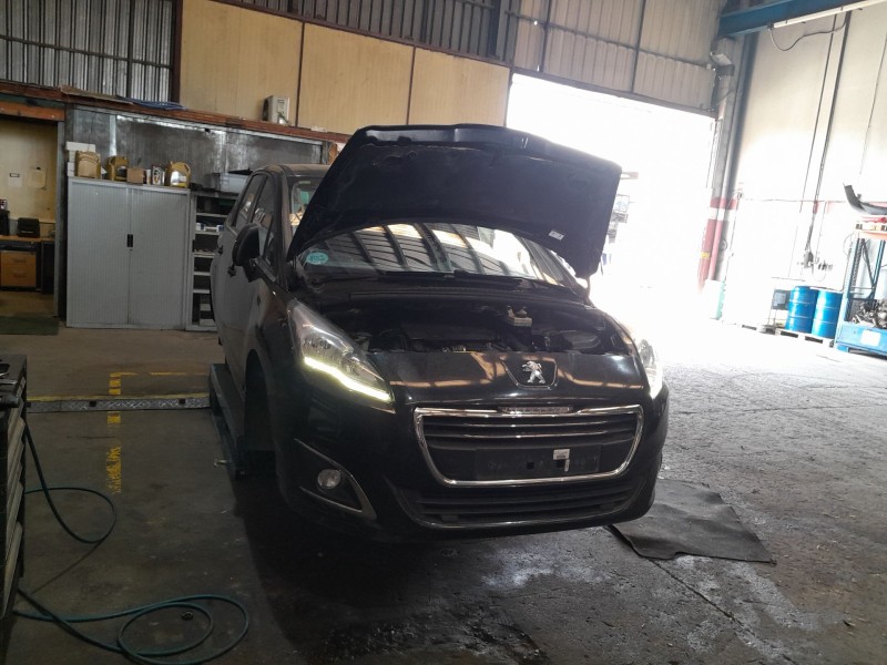 peugeot 5008 (0u_, 0e_) del año 2015