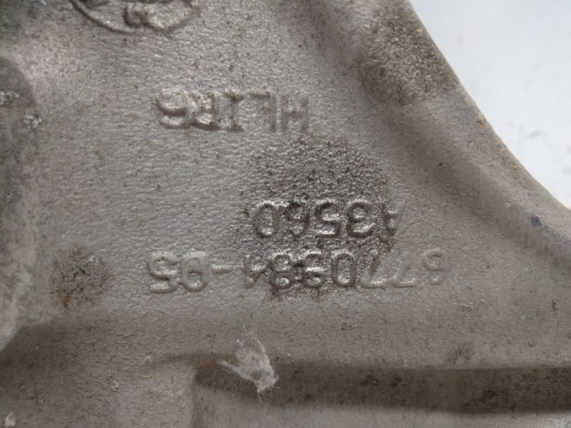 Recambio de mangueta trasera derecha para bmw x5 (e70) 3.0 d referencia OEM IAM   