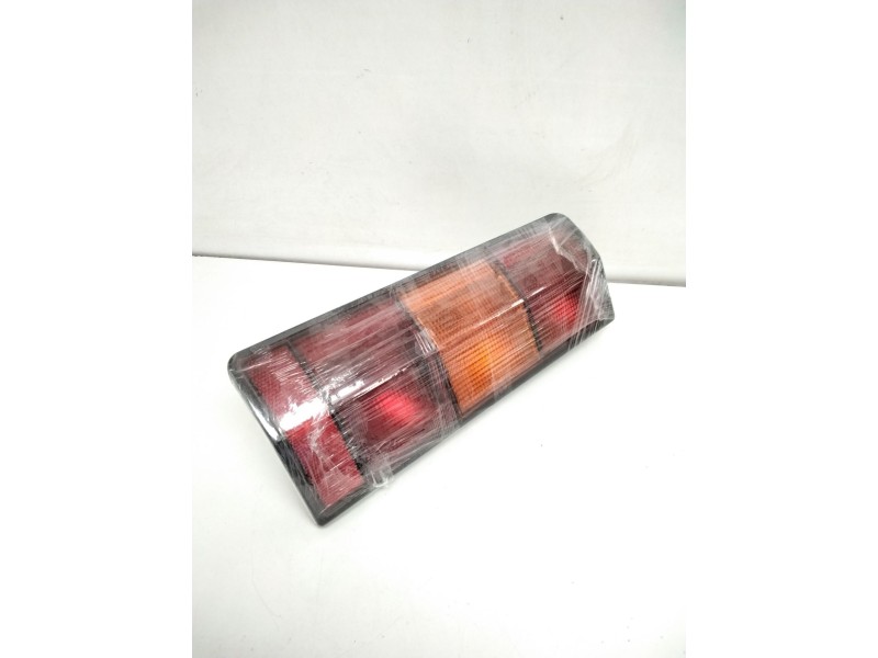 Recambio de piloto trasero izquierdo para renault rapid/express (f40) 1.3 transporte / t 54 (f406) referencia OEM IAM  770103973