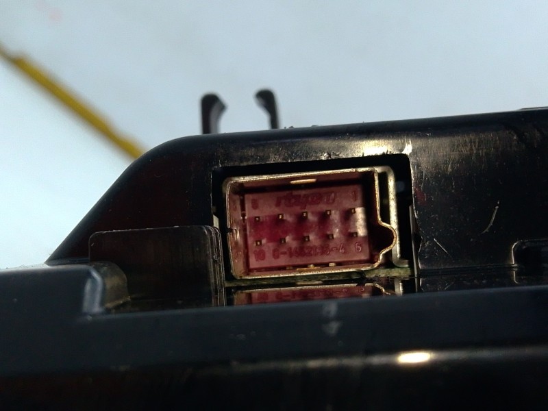 Recambio de pantalla multifuncion para bmw serie 3 touring (e91) 320i referencia OEM IAM 65829114362  