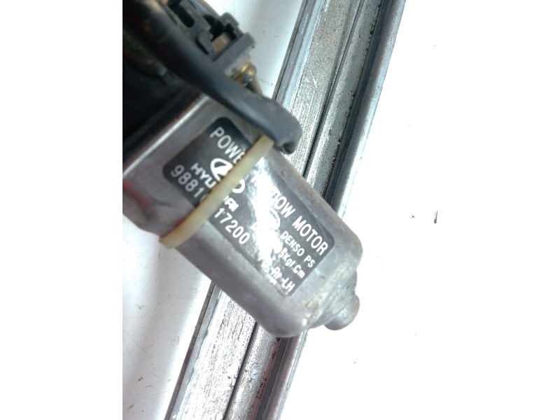 Recambio de elevalunas trasero izquierdo para hyundai matrix (fc) 1.5 crdi referencia OEM IAM 9881017200  