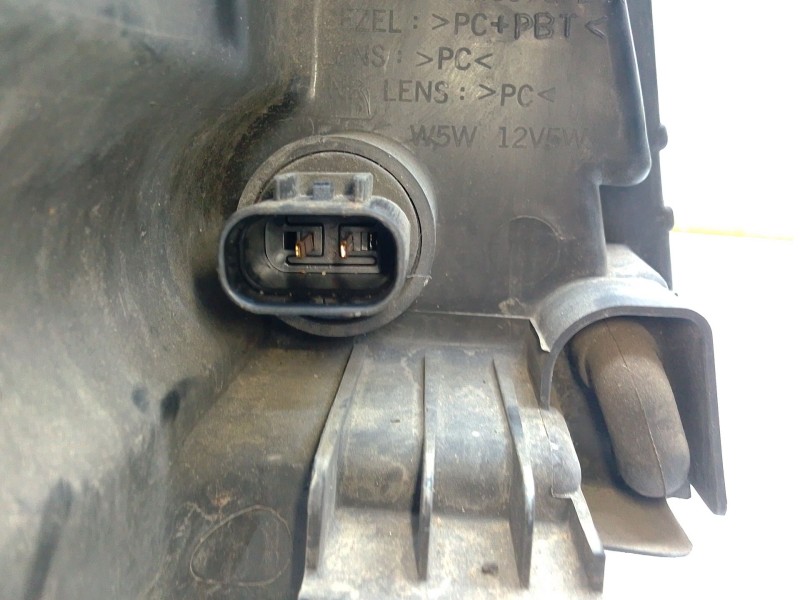 Recambio de faro izquierdo para hyundai matrix (fc) 1.5 crdi referencia OEM IAM   
