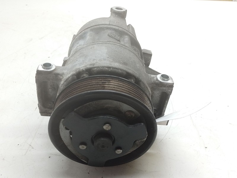 Recambio de compresor aire acondicionado para audi a3 (8p1) 2.0 tdi referencia OEM IAM 5N0820803  