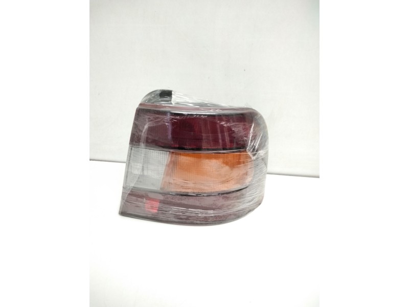 Recambio de piloto trasero derecho para hyundai lantra (j1) referencia OEM IAM A980423  42785