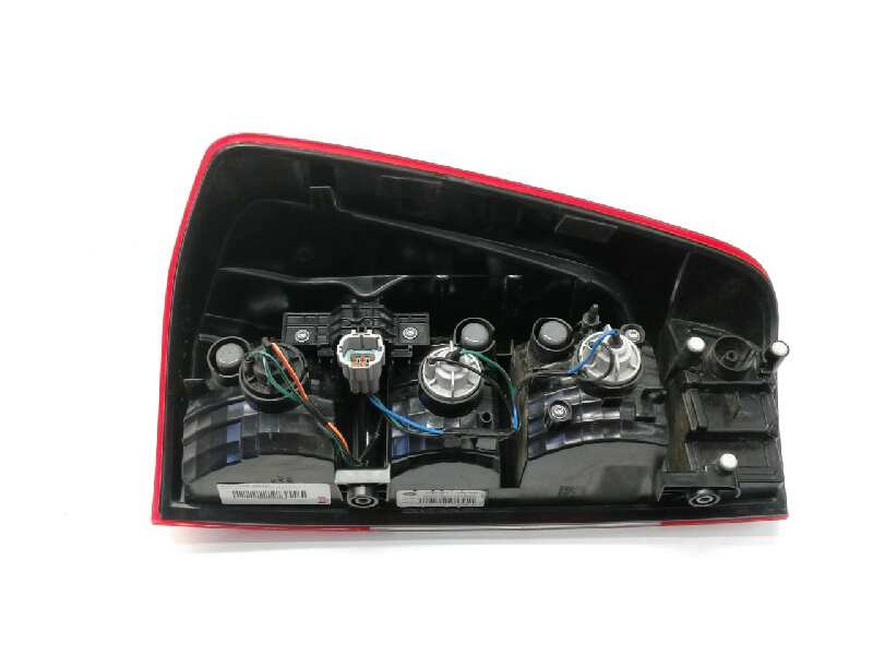 Recambio de piloto trasero derecho para nissan np300 pick-up (d23) acenta double cab 4x4 referencia OEM IAM 22536503 265554KJ08 