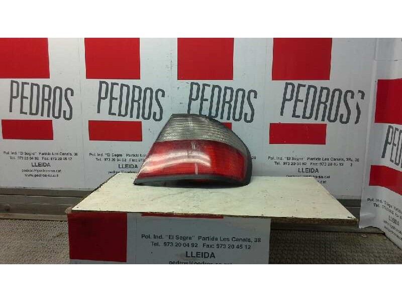 Recambio de piloto trasero derecho para nissan primera berlina (p11) 1.6 16v cat referencia OEM IAM VALEO 2193  