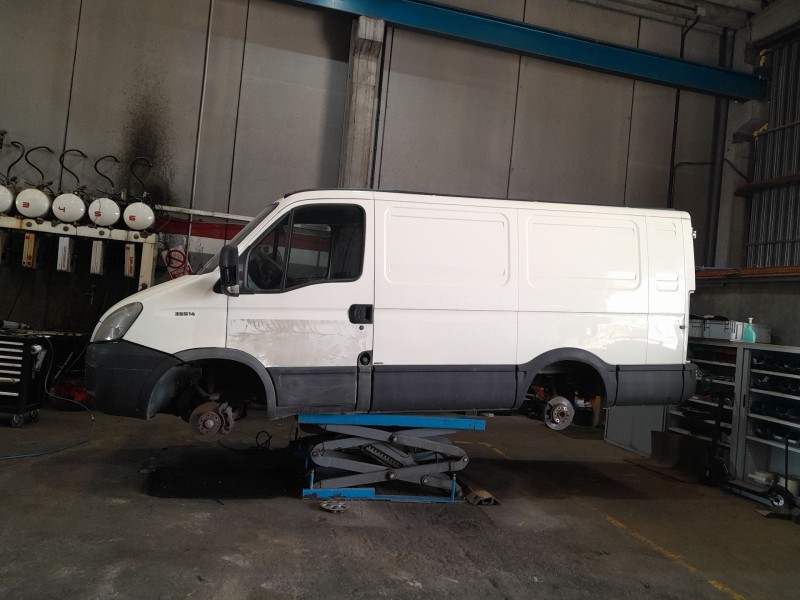 iveco daily iv furgoneta del año 2006