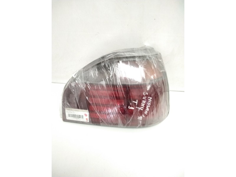 Recambio de piloto trasero derecho para » otros... premium 370 26 g 6x2 referencia OEM IAM ICHIKOH 4607R PILOTO TRAS.D. NIS SUNN