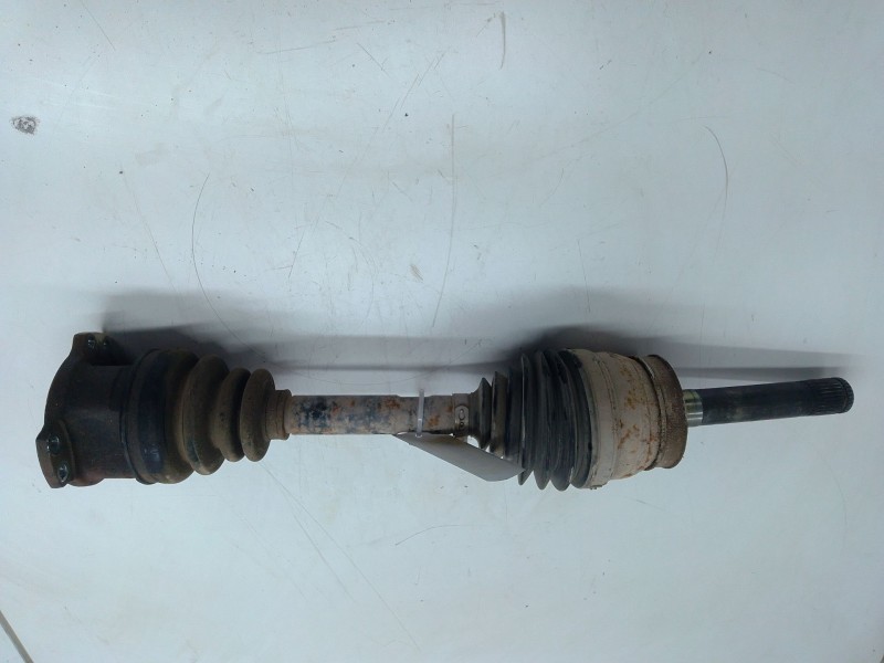 Recambio de transmision delantera derecha para nissan np300 pickup (d22) 2.5 dci 4x4 referencia OEM IAM   